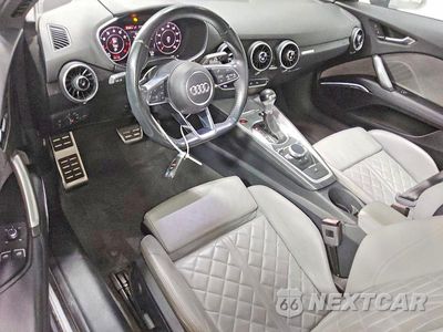 Zdjęcie 8 z 12 samochodu: 2018 AUDI TT VIN:TRUC5AFV8J1014804 - miniatura