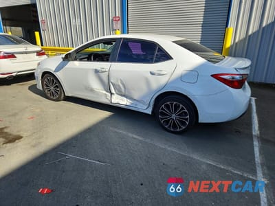 Drugie zdjęcie samochodu z przodu: 2015 TOYOTA COROLLA S PLUS VIN:5YFBURHE1FP339298 - miniatura