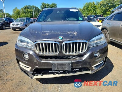 Piąte zdjęcie samochodu w środku: 2017 BMW X5 XDRIVE35I VIN:5UXKR0C58H0U50575 - miniatura