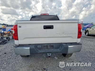 Zdjęcie 6 z 13 samochodu: 2018 TOYOTA TUNDRA CREWMAX SR5 VIN:5TFEM5F18JX132049 - miniatura