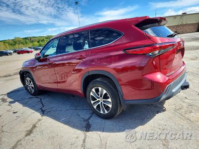 Drugie zdjęcie samochodu z przodu: 2022 TOYOTA HIGHLANDER XLE VIN:5TDGZRBH2NS569142 - miniatura