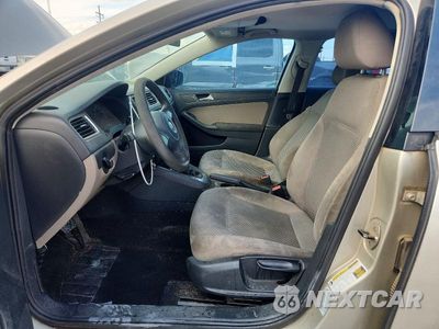 Zdjęcie 7 z 12 samochodu: 2012 VOLKSWAGEN JETTA BASE VIN:3VW2K7AJ7CM126681 - miniatura