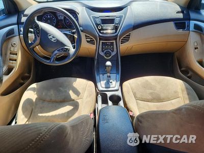 Zdjęcie 8 z 12 samochodu: 2013 HYUNDAI ELANTRA GLS VIN:5NPDH4AE6DH258575 - miniatura