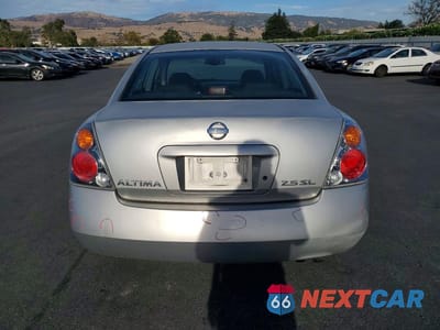 Zdjęcie 6 z 12 samochodu: 2003 NISSAN ALTIMA 2.5 S VIN:1N4AL11E33C128768 - miniatura