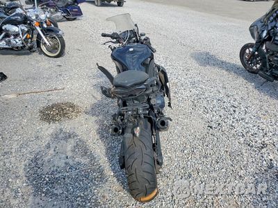 Czwarte zdjęcie samochodu z boku: 2019 KAWASAKI ZX1000 W VIN:JKAZXCW18KA022114 - miniatura