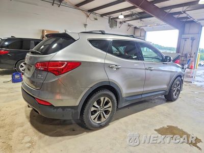 Trzecie zdjęcie samochodu z tyłu: 2014 HYUNDAI SANTA FE SPORT 2.4L VIN:5XYZUDLB6EG175483 - miniatura