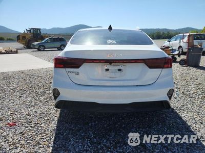 Zdjęcie 6 z 12 samochodu: 2022 KIA FORTE FE VIN:3KPF24AD2NE497726 - miniatura