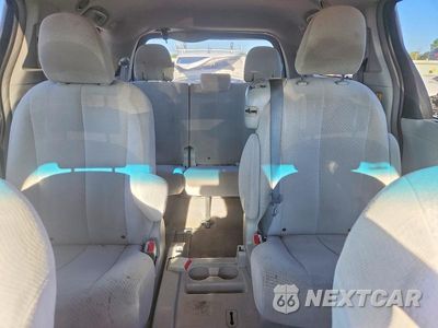 Zdjęcie 10 z 14 samochodu: 2012 TOYOTA SIENNA LE VIN:5TDKK3DC3CS257454 - miniatura