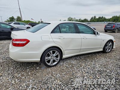 Trzecie zdjęcie samochodu z tyłu: 2012 MERCEDES-BENZ E 350 4MATIC VIN:WDDHF8JB5CA535491 - miniatura