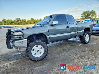 2002 GMC NEW SIERRA C1500 2GTEC19TX21181079 - główne zdjęcie licytacji z USA - miniatura