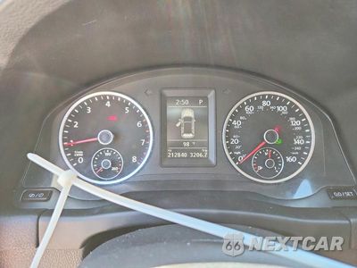 Zdjęcie 9 z 13 samochodu: 2015 VOLKSWAGEN TIGUAN S VIN:WVGAV7AX5FW575450 - miniatura
