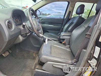 Zdjęcie 7 z 13 samochodu: 2014 JEEP COMPASS LATITUDE VIN:1C4NJDEB5ED621447 - miniatura