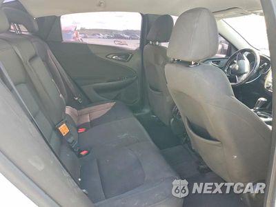 Zdjęcie 10 z 13 samochodu: 2018 CHEVROLET MALIBU LT VIN:1G1ZD5ST3JF264031 - miniatura