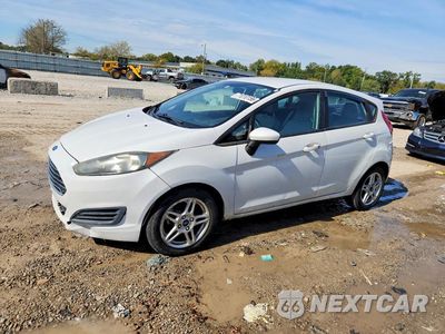 2017 FORD FIESTA SE 3FADP4EJ6HM130899 - główne zdjęcie licytacji z USA - miniatura
