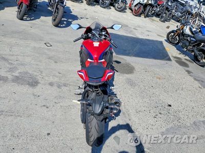Zdjęcie 6 z 8 samochodu: 2024 HONDA CBR1000 RA VIN:JH2SC7753RK700226 - miniatura