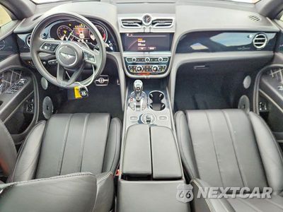 Zdjęcie 8 z 14 samochodu: 2021 BENTLEY BENTAYGA VIN:SJAAM2ZV3MC033745 - miniatura