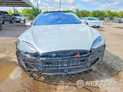 Piąte zdjęcie samochodu w środku: 2015 TESLA MODEL S 70D VIN:5YJSA1S25FF096082 - miniatura