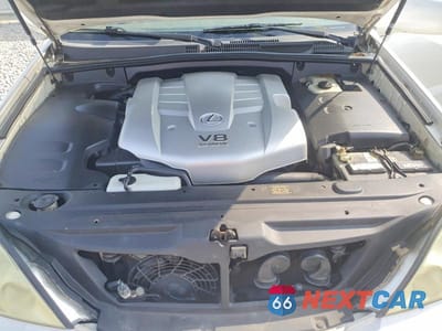 Zdjęcie 12 z 13 samochodu: 2004 LEXUS GX 470 VIN:JTJBT20X940053937 - miniatura