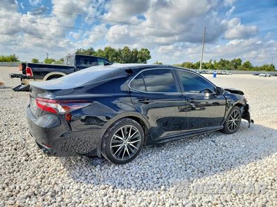 Trzecie zdjęcie samochodu z tyłu: 2024 TOYOTA CAMRY SE VIN:4T1G11AK6RU224067 - miniatura