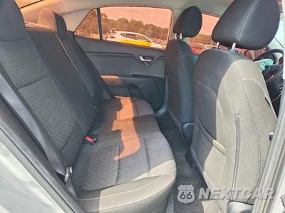 Zdjęcie 10 z 12 samochodu: 2022 KIA RIO LX VIN:3KPA24AD3NE506251 - miniatura