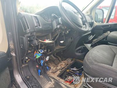Zdjęcie 13 z 13 samochodu: 2014 RAM PROMASTER 2500 DELIVERY VAN VIN:3C6TRVCG4EE109351 - miniatura