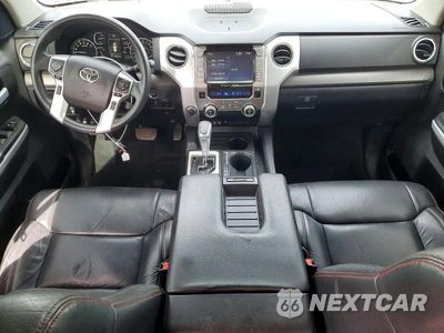 Zdjęcie 8 z 12 samochodu: 2021 TOYOTA TUNDRA SR5 VIN:5TFDY5F12MX016270 - miniatura