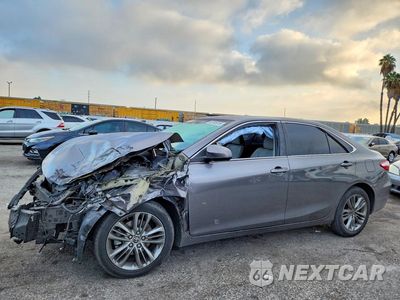 2015 TOYOTA CAMRY SE 4T1BF1FK3FU971884 - główne zdjęcie licytacji z USA - miniatura