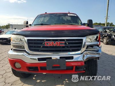 Piąte zdjęcie samochodu w środku: 2005 GMC NEW SIERRA K1500 VIN:2GTEK13T451381939 - miniatura