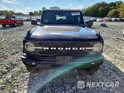 Piąte zdjęcie samochodu w środku: 2025 FORD BRONCO OUTER BANKS VIN:1FMDE8BH1SLB70367 - miniatura