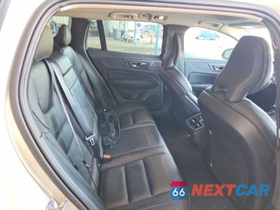 Zdjęcie 10 z 12 samochodu: 2020 VOLVO V60 CROSS COUNTRY T5 MOMENTUM VIN:YV4102WK7L1030195 - miniatura