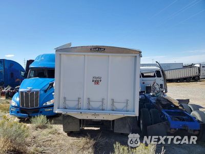 Zdjęcie 6 z 13 samochodu: 2013 KENWORTH T370 DUMP TRUCK VIN:2NKHLN9X3DM340970 - miniatura
