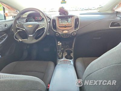 Zdjęcie 8 z 12 samochodu: 2018 CHEVROLET CRUZE LT VIN:3G1BE6SM3JS648223 - miniatura