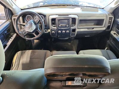 Zdjęcie 8 z 13 samochodu: 2017 RAM 1500 ST VIN:1C6RR7KTXHS517780 - miniatura