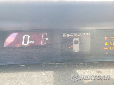 Zdjęcie 9 z 12 samochodu: 2015 TOYOTA PRIUS C THREE VIN:JTDKDTB38F1097795 - miniatura