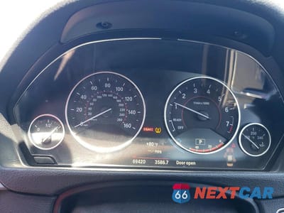 Zdjęcie 9 z 12 samochodu: 2017 BMW 330 XI VIN:WBA8D9G32HNU64740 - miniatura