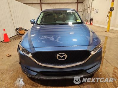 Piąte zdjęcie samochodu w środku: 2019 MAZDA CX-5 SPORT VIN:JM3KFABM2K0667420 - miniatura