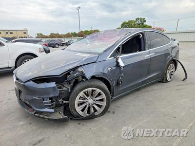 2018 TESLA MODEL X 5YJXCDE27JF119996 - główne zdjęcie licytacji z USA - miniatura