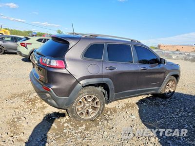 Trzecie zdjęcie samochodu z tyłu: 2021 JEEP CHEROKEE TRAILHAWK VIN:1C4PJMBX6MD217743 - miniatura