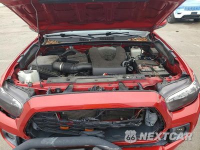 Zdjęcie 12 z 13 samochodu: 2018 TOYOTA TACOMA TRD OFF-ROAD VIN:3TMCZ5AN9JM170494 - miniatura