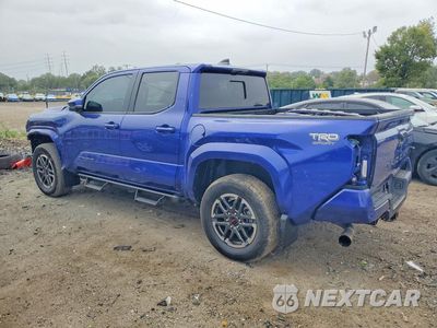 Drugie zdjęcie samochodu z przodu: 2025 TOYOTA TACOMA TRD SPORT VIN:3TMLB5JNXSM149899 - miniatura