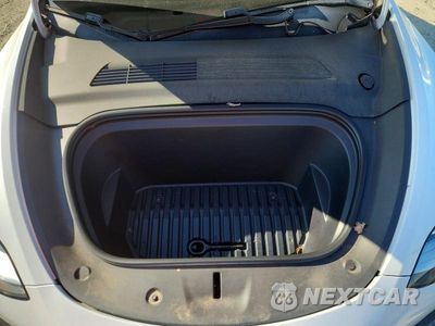 Zdjęcie 11 z 12 samochodu: 2020 TESLA MODEL Y VIN:5YJYGDEE0LF004372 - miniatura