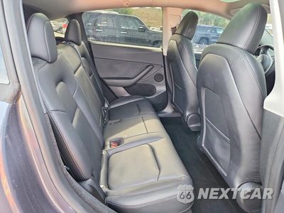 Zdjęcie 11 z 14 samochodu: 2023 TESLA MODEL Y VIN:7SAYGDEEXPF706952 - miniatura