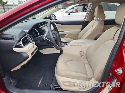 Zdjęcie 7 z 12 samochodu: 2018 TOYOTA CAMRY LE VIN:4T1B31HK1JU501299 - miniatura