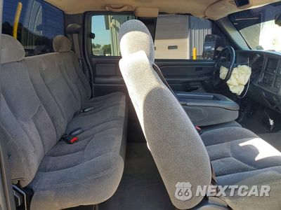 Zdjęcie 10 z 13 samochodu: 2004 CHEVROLET SILVERADO K1500 VIN:2GCEK19T241146283 - miniatura