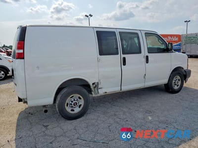 Trzecie zdjęcie samochodu z tyłu: 2017 GMC SAVANA G2500 VIN:1GTW7AFF5H1180279 - miniatura