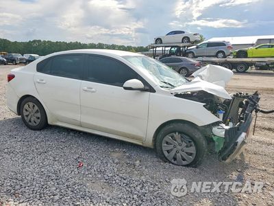 Czwarte zdjęcie samochodu z boku: 2020 KIA RIO S VIN:3KPA24AD8LE327667 - miniatura