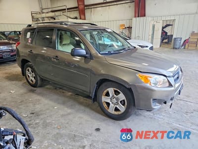 Czwarte zdjęcie samochodu z boku: 2011 TOYOTA RAV4 BASE VIN:JTMBF4DV0BD040966 - miniatura