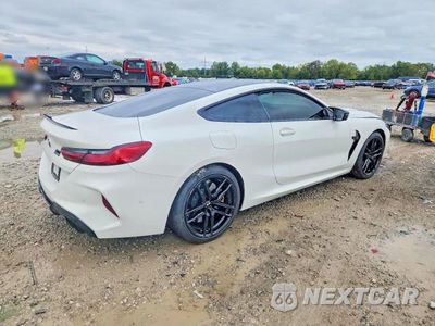 Trzecie zdjęcie samochodu z tyłu: 2020 BMW M8 VIN:WBSAE0C08LCD91284 - miniatura