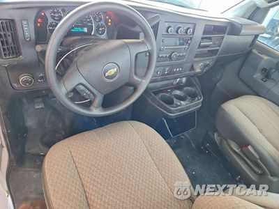 Zdjęcie 8 z 12 samochodu: 2016 CHEVROLET EXPRESS G3500 VIN:1GB0GRFG5G1284321 - miniatura