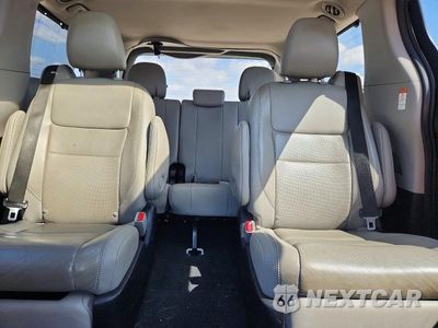 Zdjęcie 10 z 13 samochodu: 2015 TOYOTA SIENNA LIMITED PREMIUM VIN:5TDYK3DC4FS644688 - miniatura